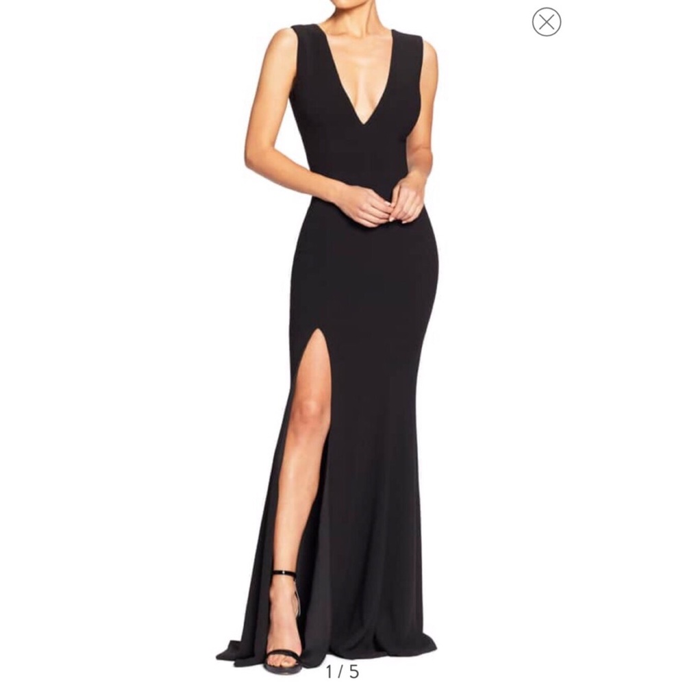 Sandra Plunge Crepe Trumpet Gown